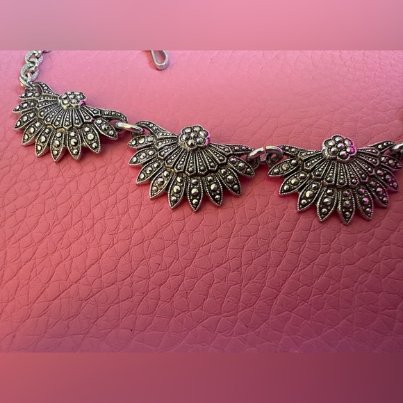 Vintage West Germany Stamped Metal (Aluminum?) Silver Floral Necklace - Picture 2 of 4